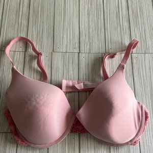 2/$20 Victoria’s Secret Bra 36D